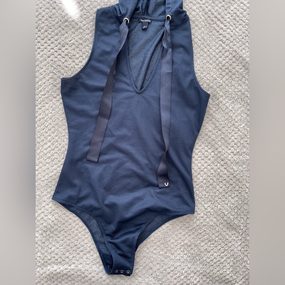 True religion WOMENS SL BODY
SUIT Size S